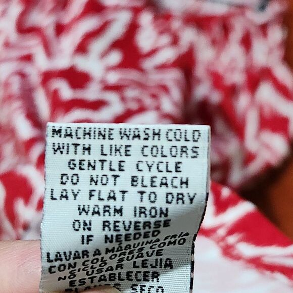 CAROL ROSE  Top Women Size Medium Red Short Sleeve Ruffle Wide Neck Relax Fit - Picture 10 of 10